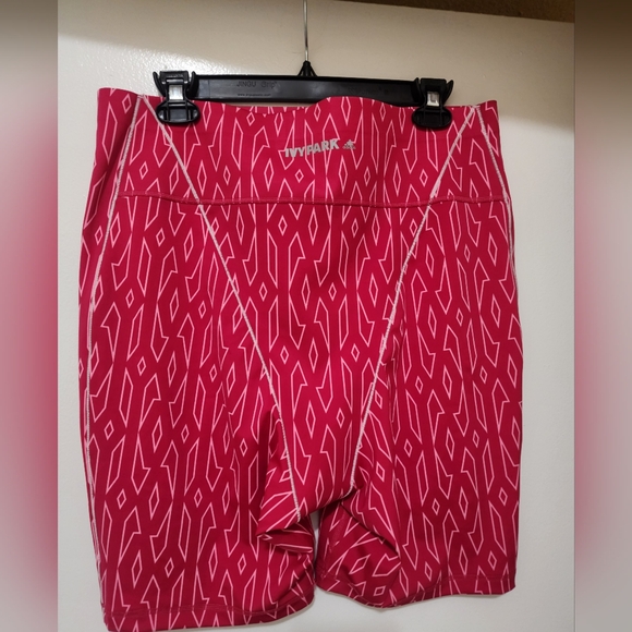 NWT Adidas x Ivy Park Shorts Size 1X - Picture 3 of 9
